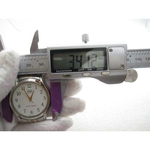 Men Q&Q by Citizen Quartz WR Analog 34mm Round Watch (I34) "New Battery" - Picture 2 of 12